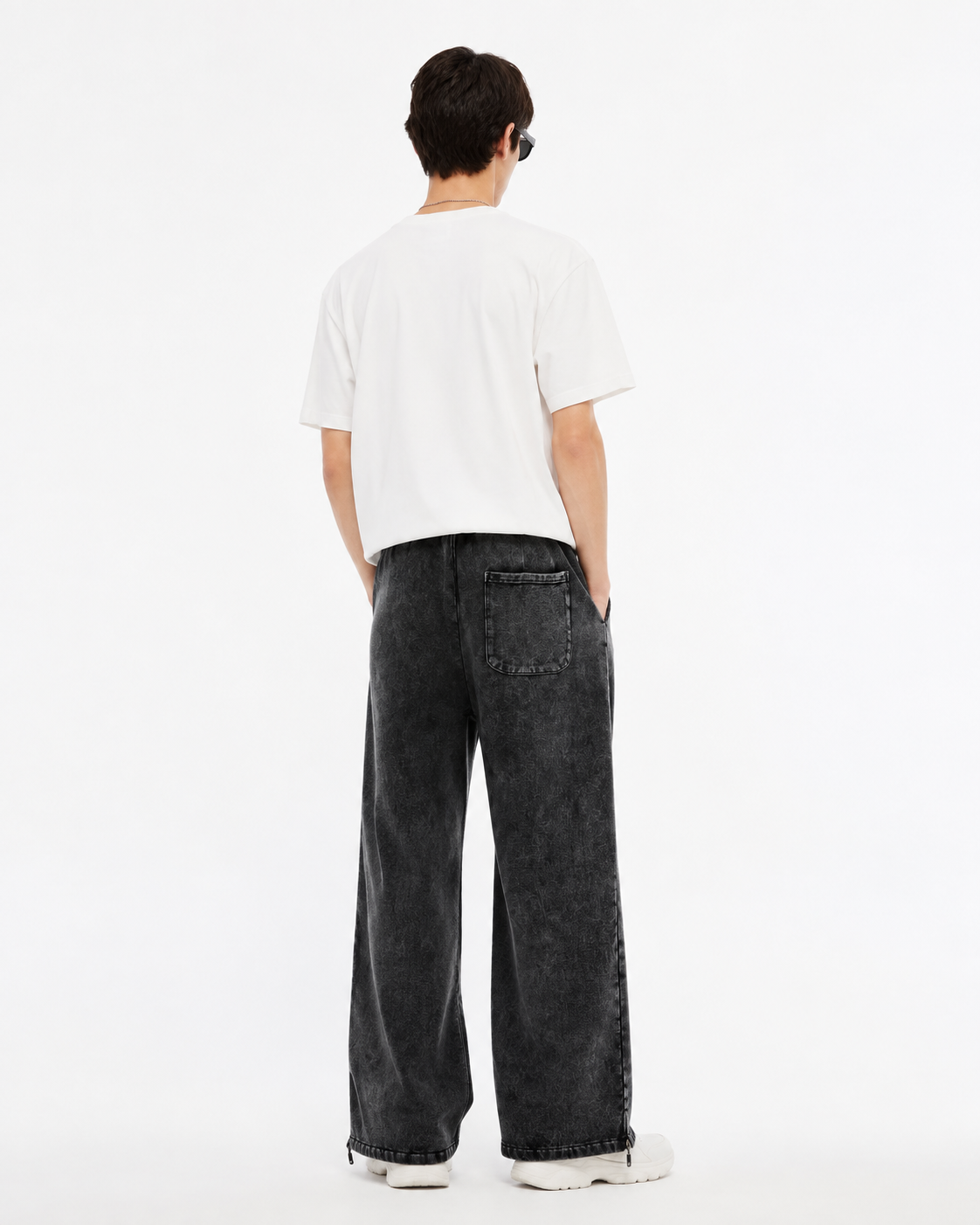 380G Batik-print zip-up trousers