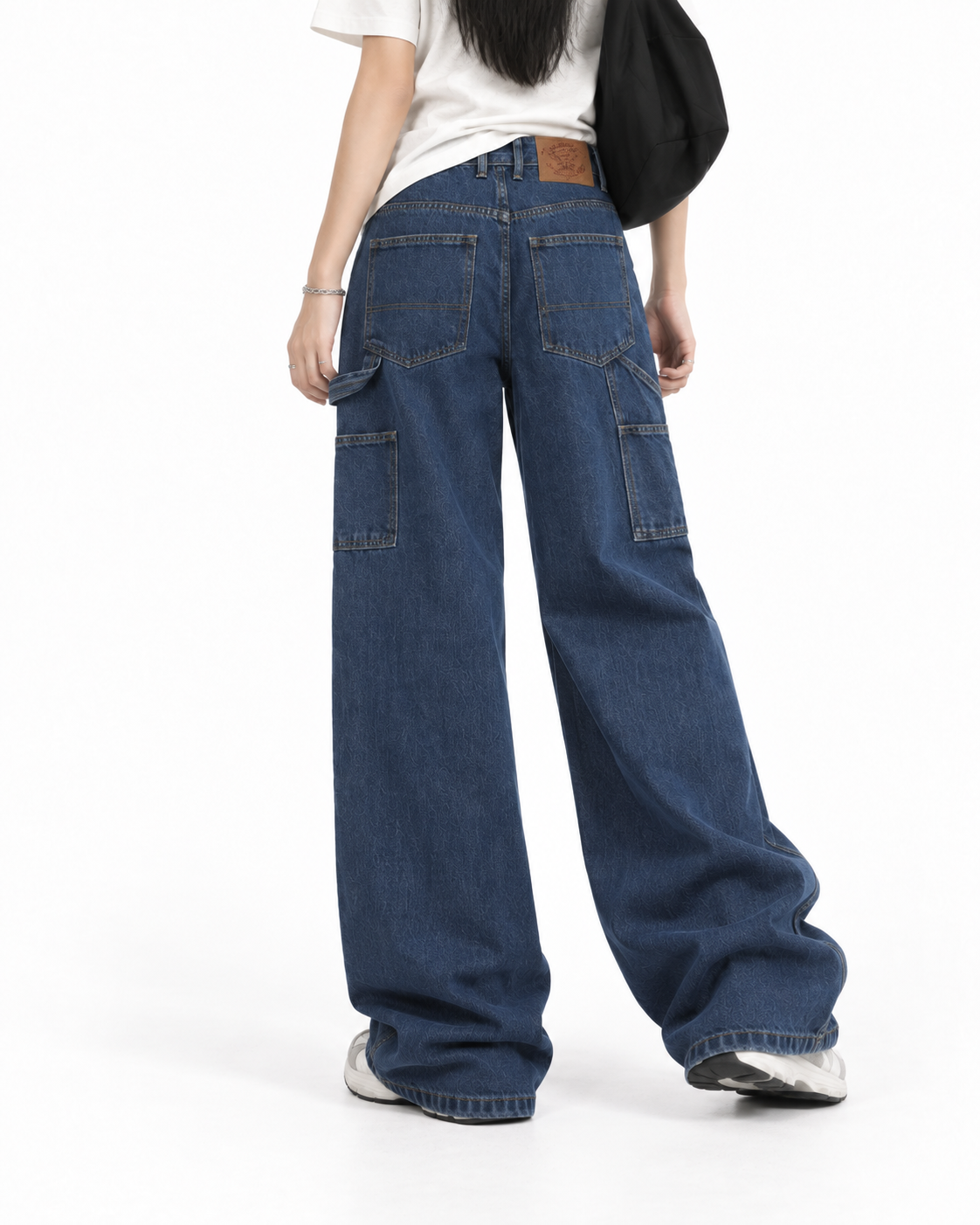 Versatile casual jeans
