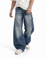Versatile vintage-wash jeans