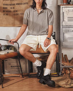 シンプルな高級ニット半袖