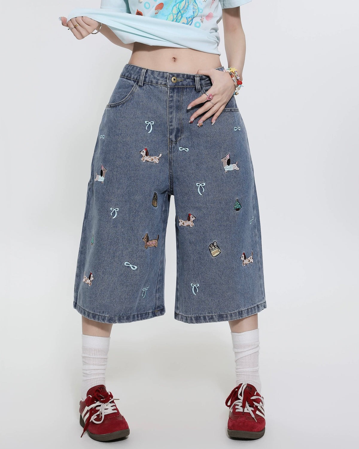 Loose Fit Cropped Shorts
