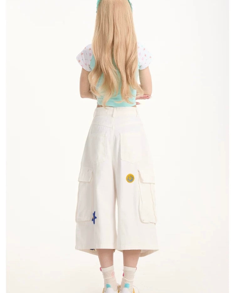 Cartoon pattern cropped shorts