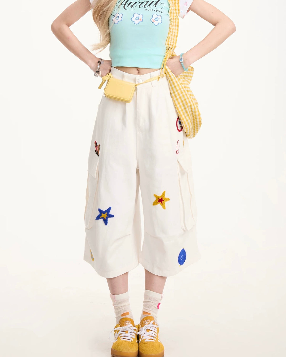 Cartoon pattern cropped shorts