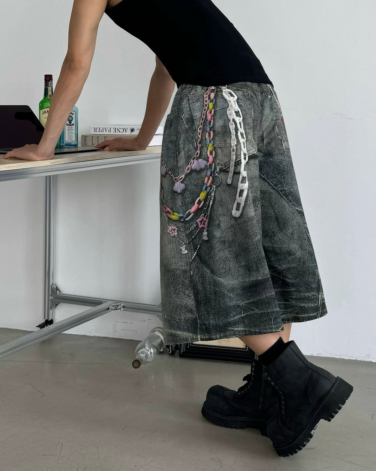 Printed denim shorts