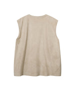 ゆったりとしたクルーネックベスト