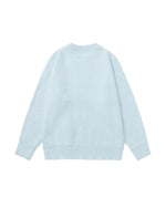 漫画風のゆったりとしたプルオーバーセーター