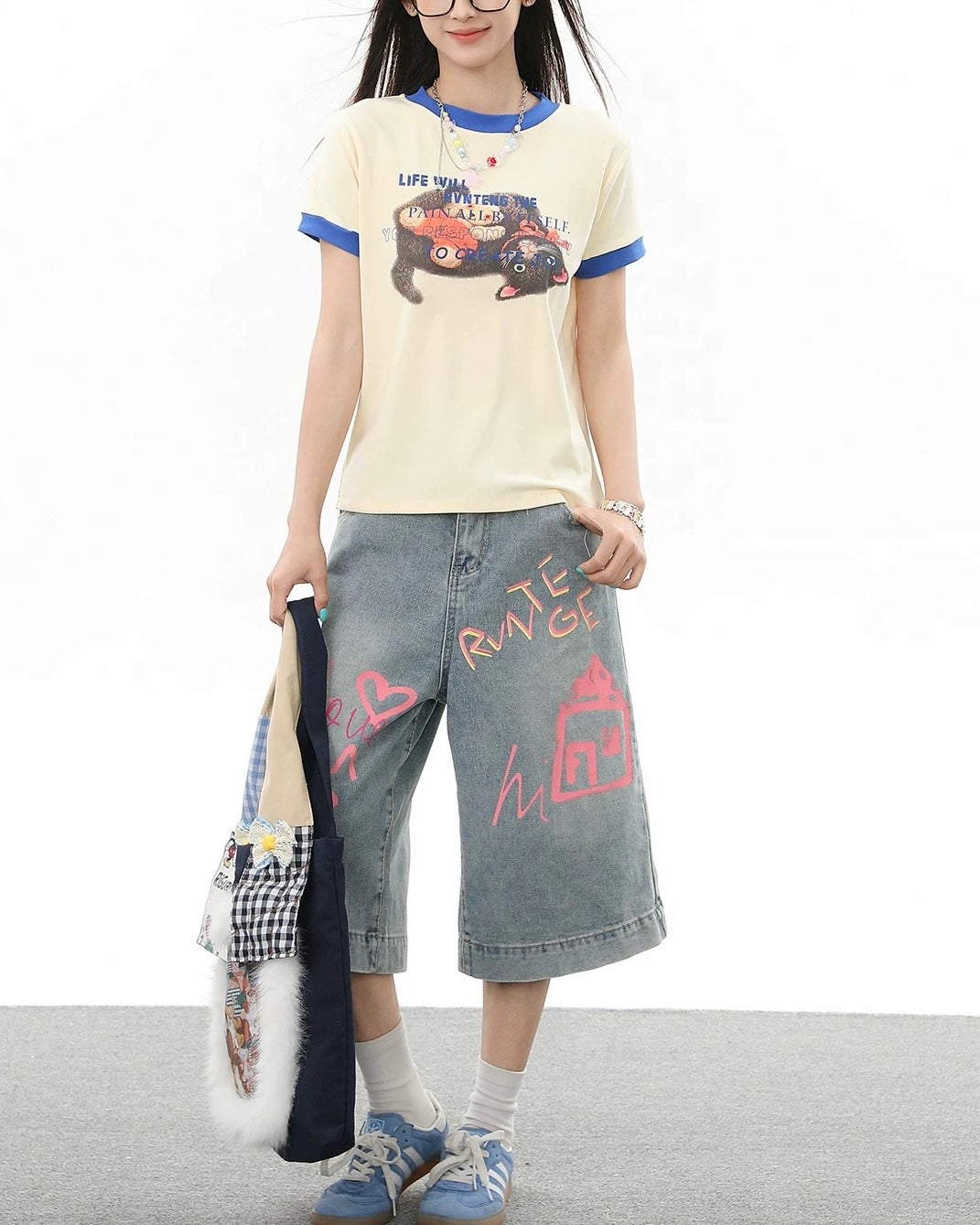 Cute girl loose short sleeves
