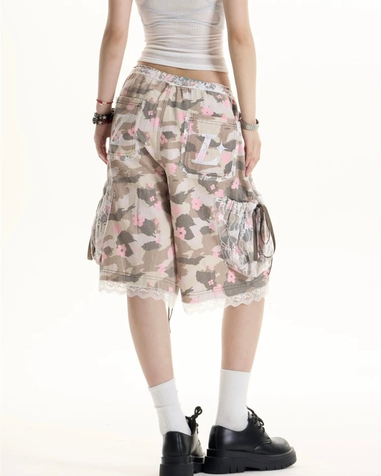 Lace panel casual shorts
