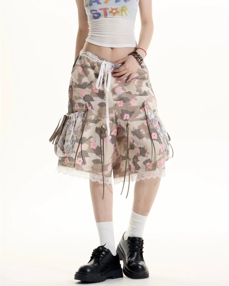 Lace panel casual shorts