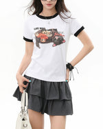 かわいい女の子のゆったりとした半袖