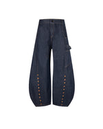 ボタン刺繍ジーンズ