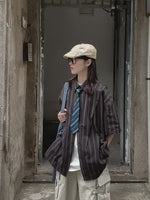 ストライプの半袖シャツ